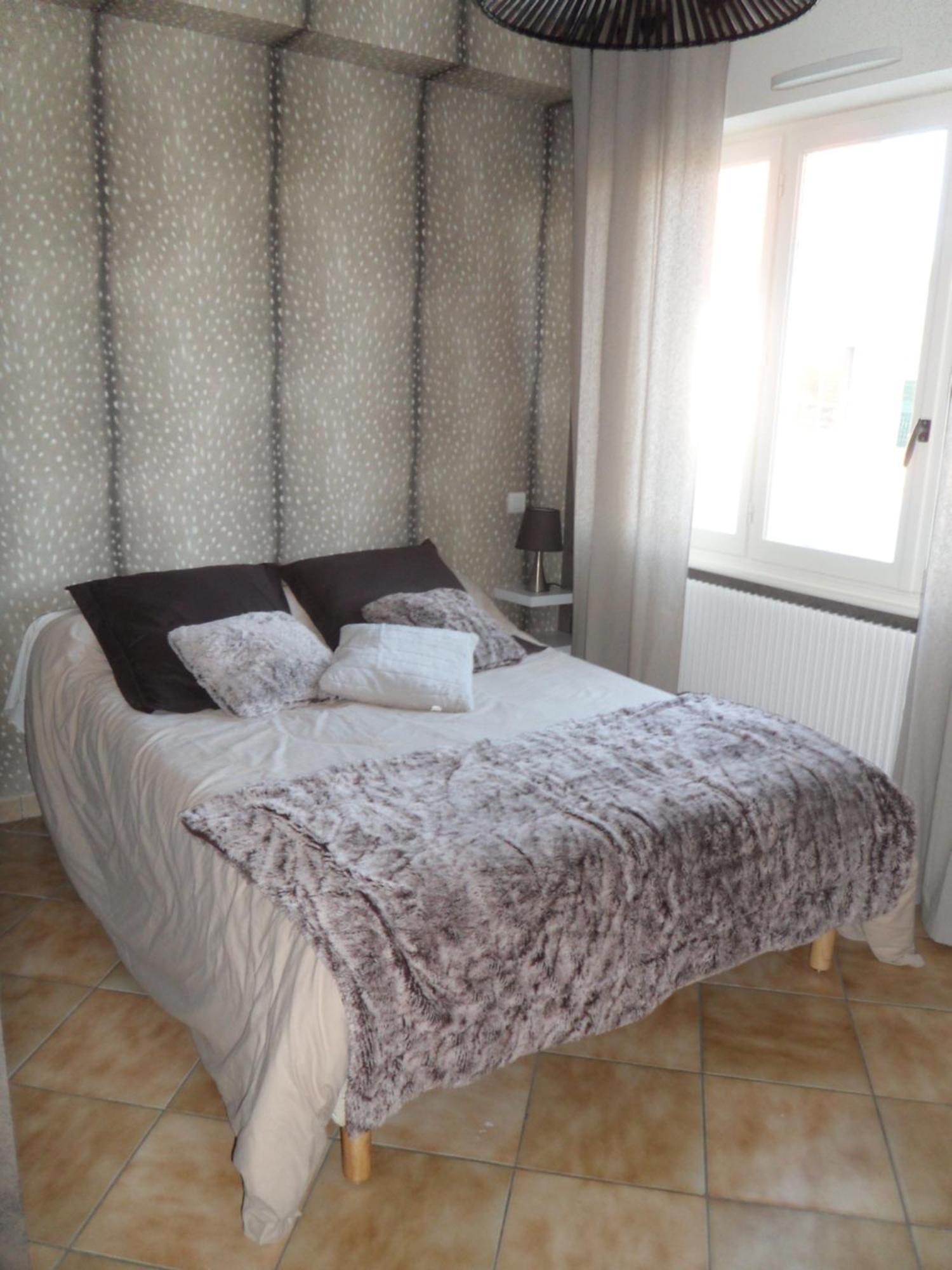 Bed and Breakfast Manoir Du Brugnobois Surques Exterior foto