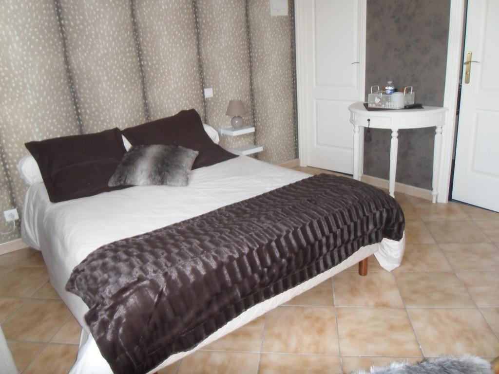 Bed and Breakfast Manoir Du Brugnobois Surques Habitación foto